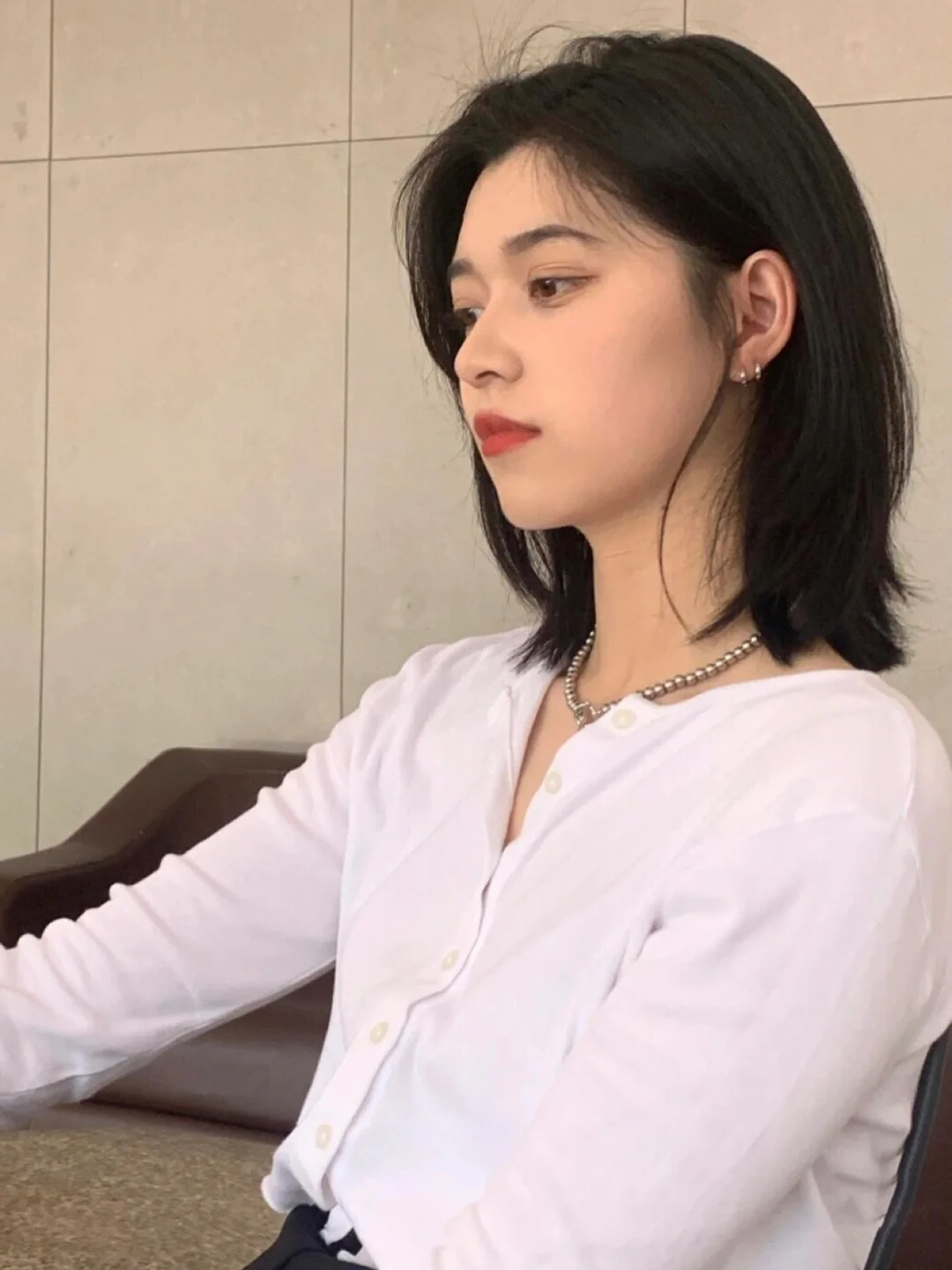 适合任何脸型的锁骨短发女,大方脸女生锁骨短发推荐