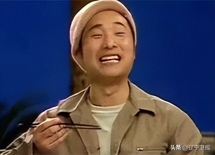 第一个小品是谁演的,第一个小品诞生