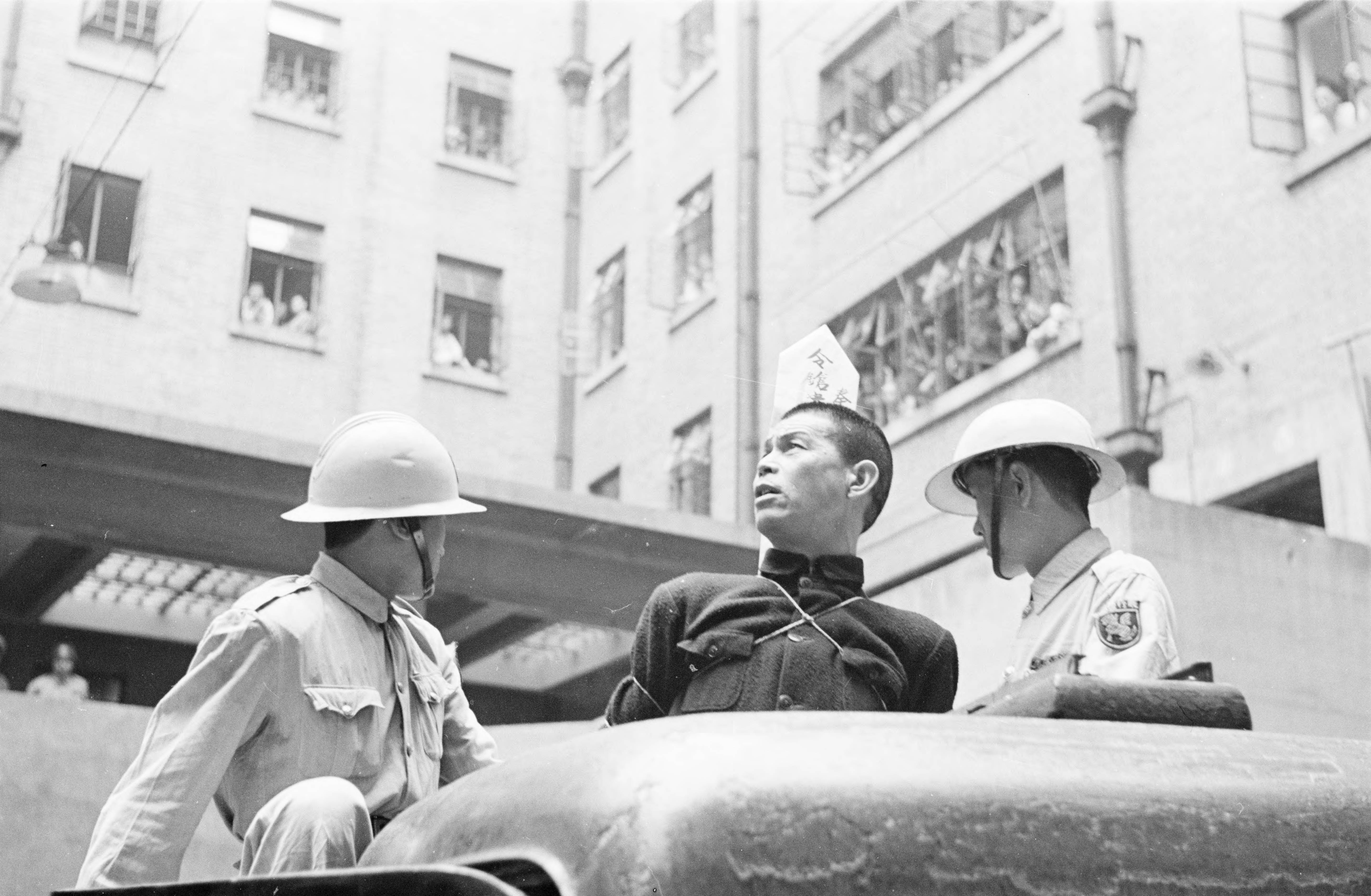 上海枪决死刑犯真实纪实片,1996上海枪决死刑犯