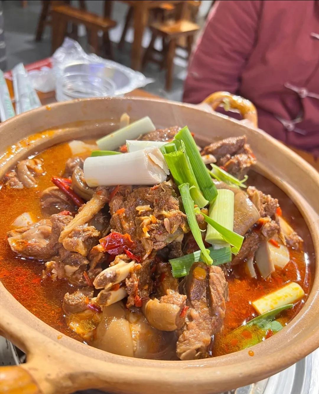 王记矮子王火锅老板,王记矮子王火锅共有多少个店