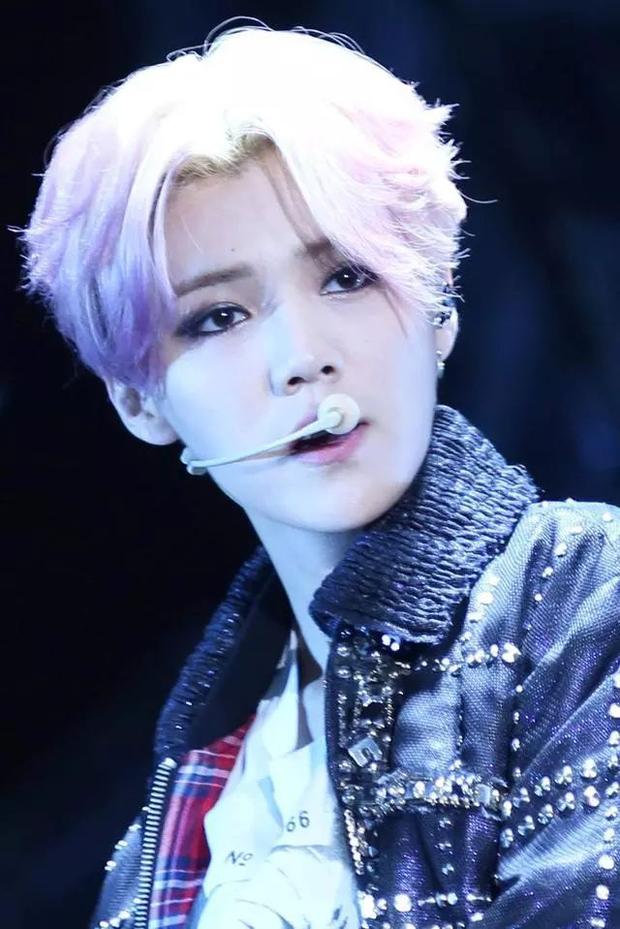 鹿晗背景有多强,鹿晗背景有多强大