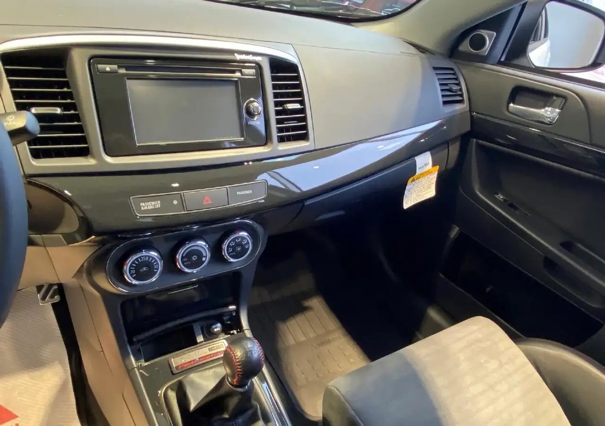 只有中国人买车才看保值率？这辆二手三菱让老外为之疯狂