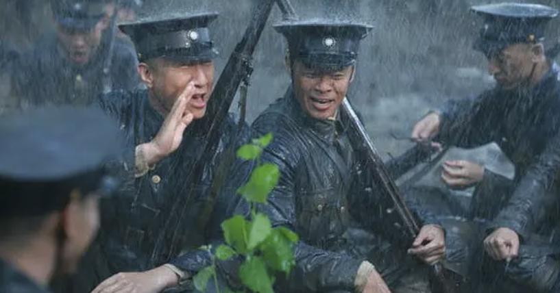 数了数，光一线实力派演员就有15位，这剧一播就牢牢抓住了我眼球