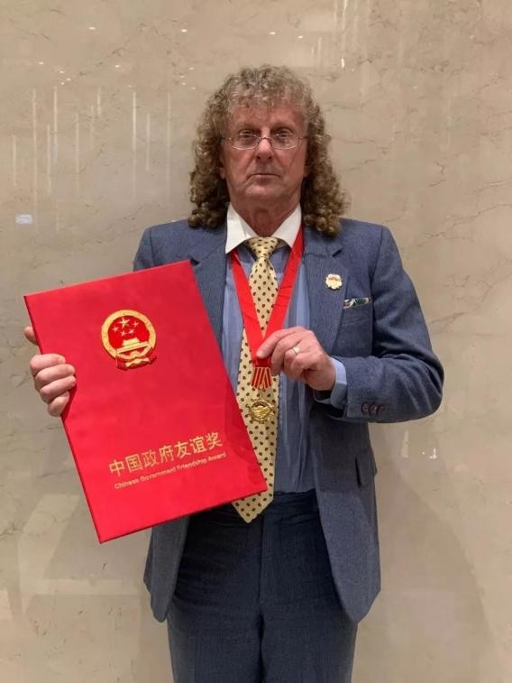 青岛大学校庆贺信,青岛大学合并办学三十周年短视频