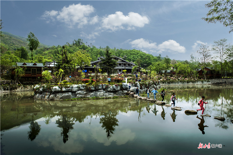 【新时代新征程新伟业】文旅融合，拥抱醉美的“诗与远方”——写在全省文化旅游发展大会召开之际