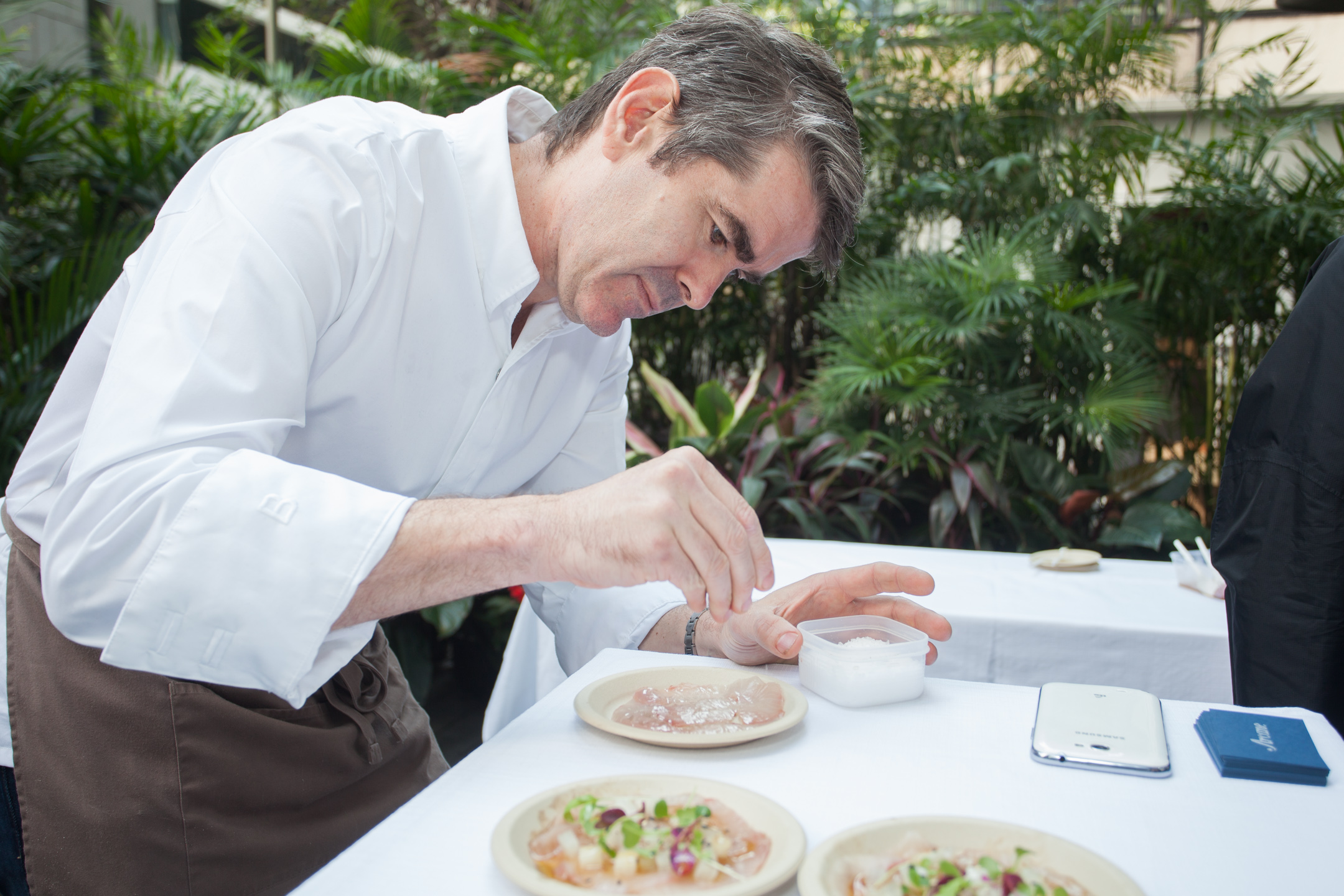 在香港的米其林餐厅用餐,在香港的豪华正餐