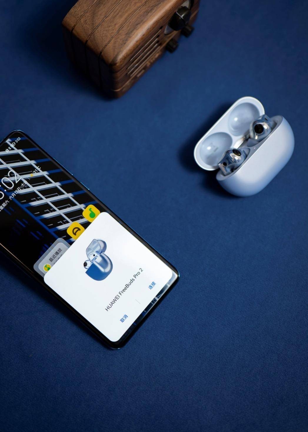 华为耳机freebuds和三星budspro2,华为耳机freebuds5至臻版对比三星