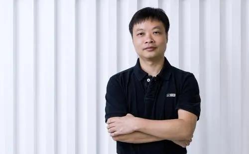 uc创始人何小鹏转型造电动车,uc创始人何小鹏还是俞永福