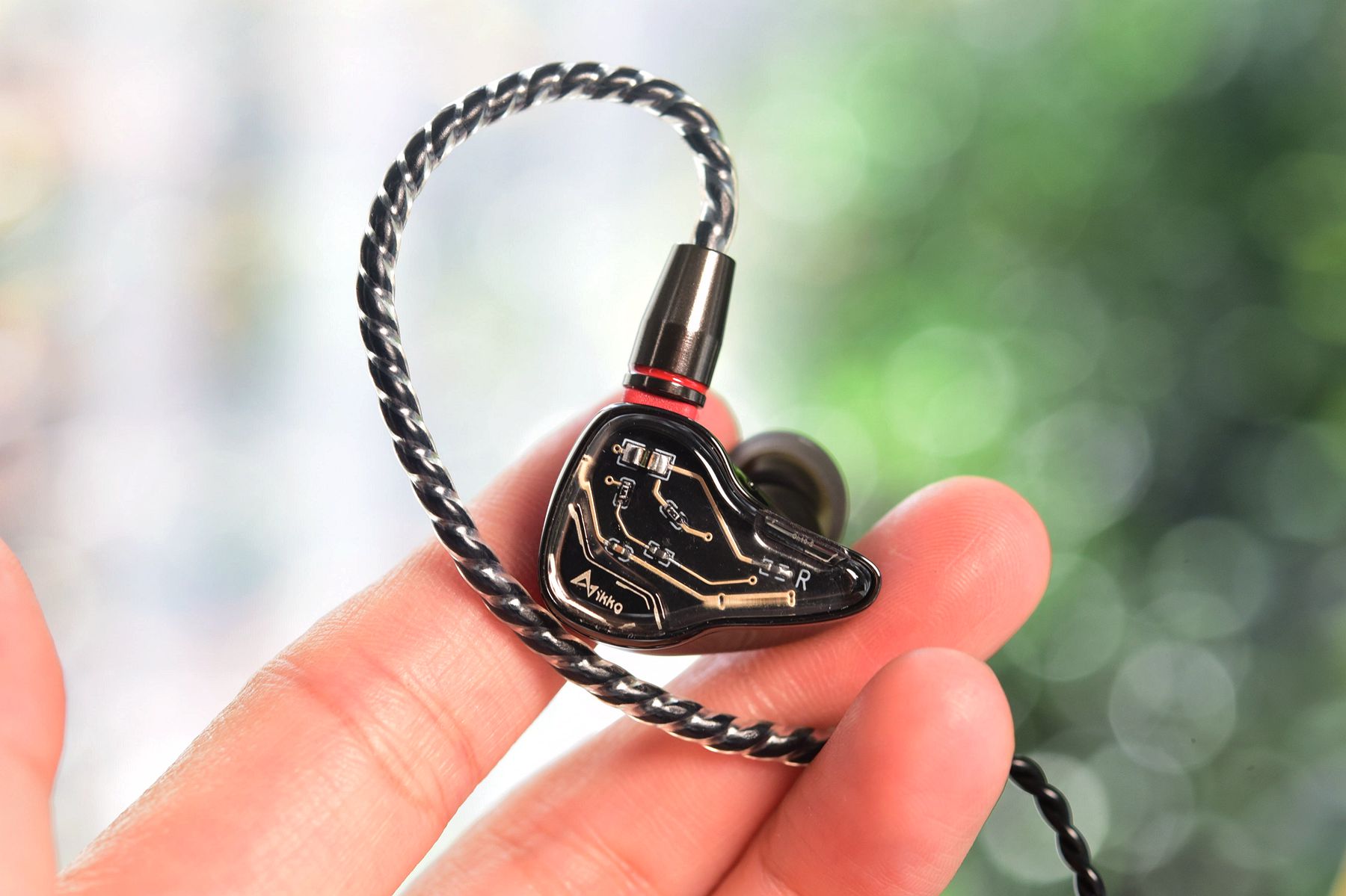 三频均衡耳机测评,千元内最具性价比三频均衡的耳机