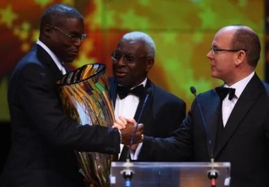 卡尔刘易斯打破世界纪录,卡尔刘易斯400米纪录