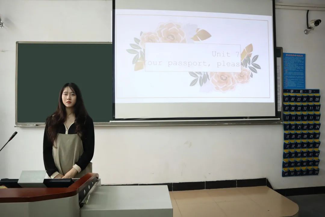 辅导员风采大赛ppt,辅导员微课ppt