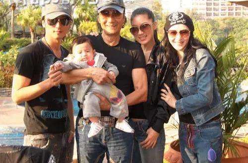 谢贤前女友coco现状,谢贤分手后的女友coco多大年龄