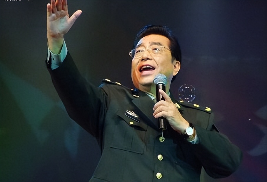 李双江拿三万退休金是真的吗,李双江夫妇一年挣多少钱