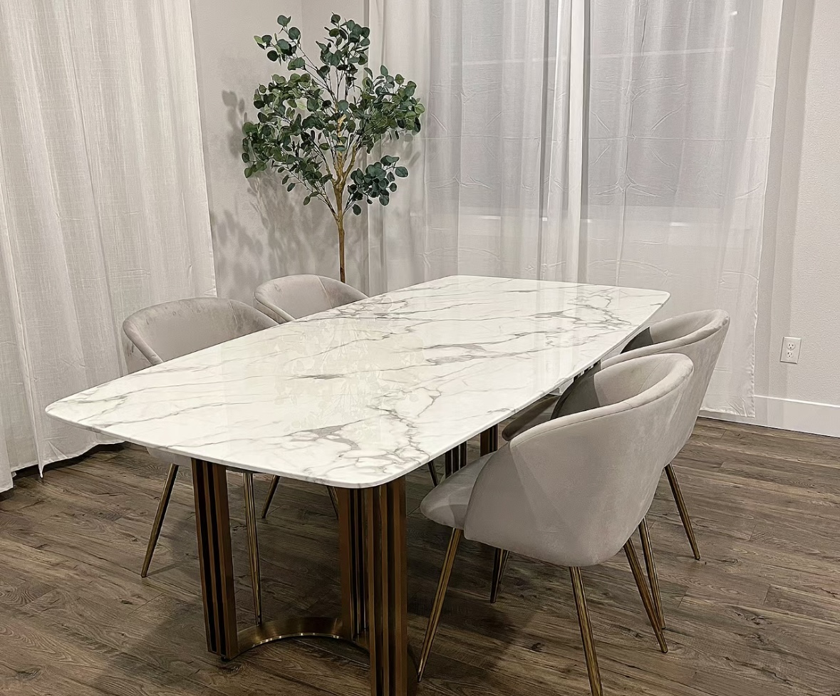 各种样式的岩板餐桌,实木餐桌和岩板餐桌效果图对比