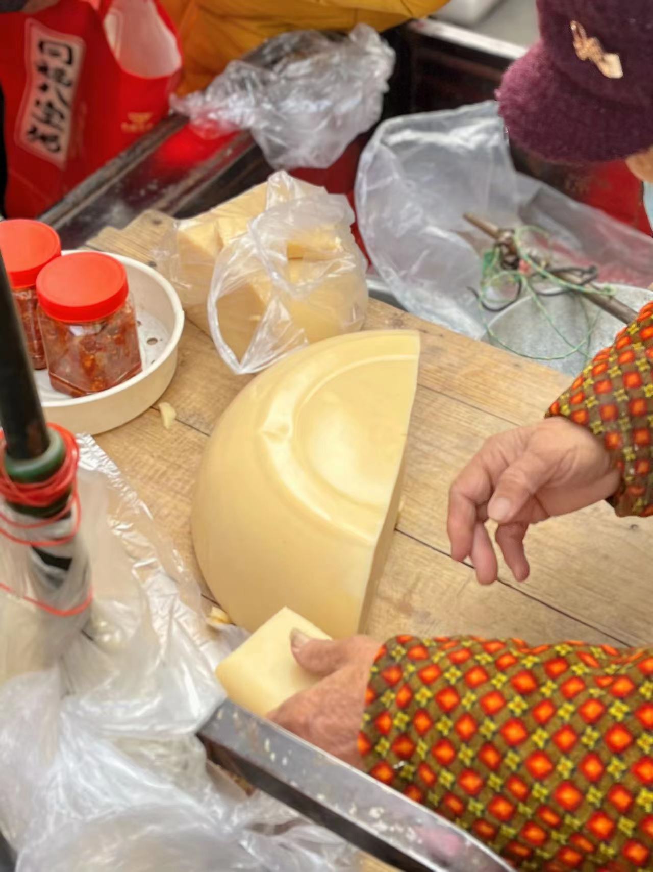 东门老街怀旧小零食 (怀旧街边零食)