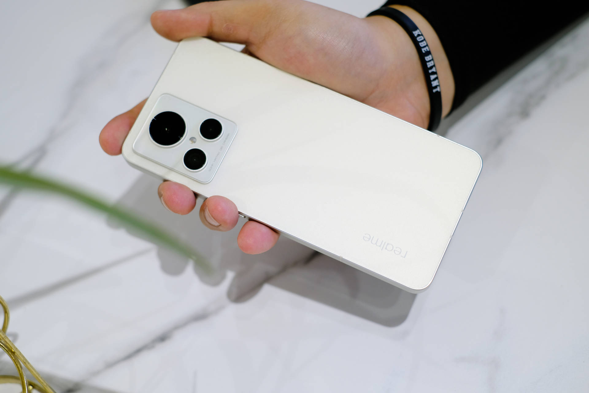 真我gt2大师探索版和上代对比,真我gt2大师探索版评测