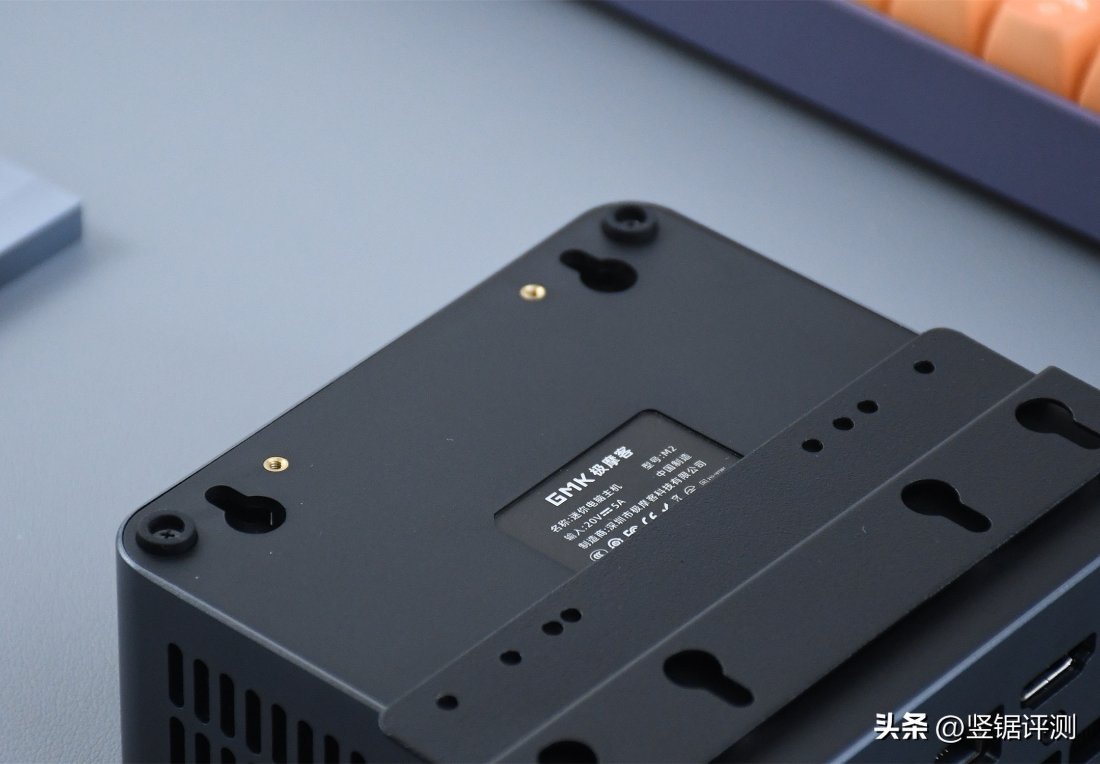 极魔客m2迷你主机,极摩客k6和m2哪个玩游戏比较好