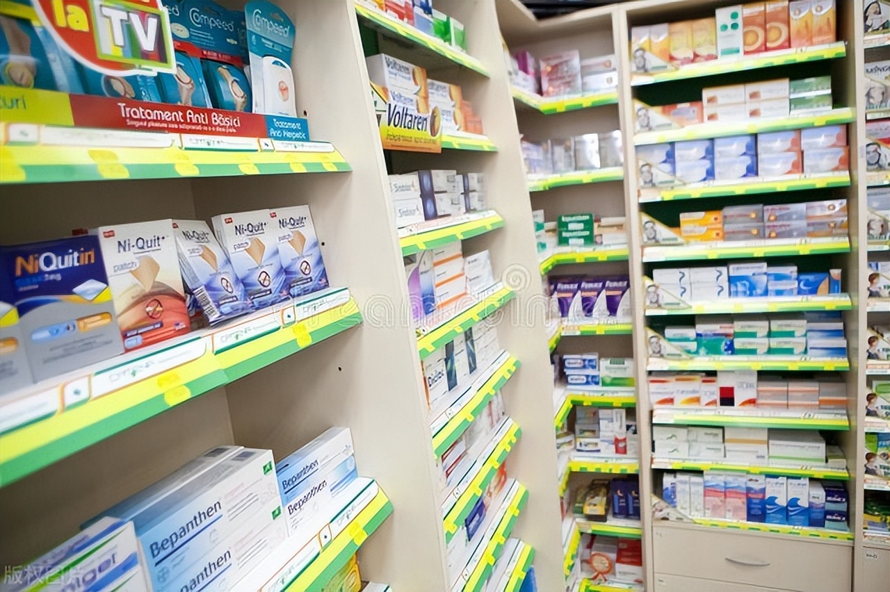 加盟一家药店的费用大概是多少,开药店要投资什么