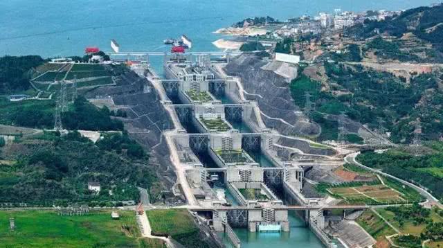 三峡船闸要不要过路费,长江三峡船闸过船费用