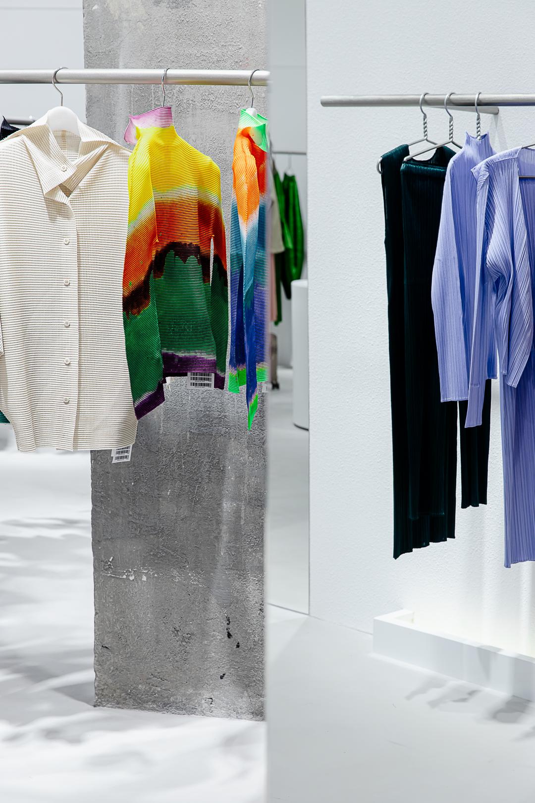 三宅一生包包香港店地址,广州有三宅一生包专柜吗