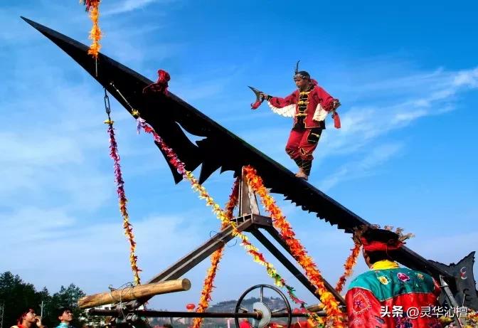 千里苗疆苗族村寨,松桃苗王城景区