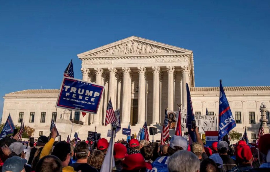 郑永年警示：中国千万别跟着美国搞这套东西，否则就会掉陷阱里