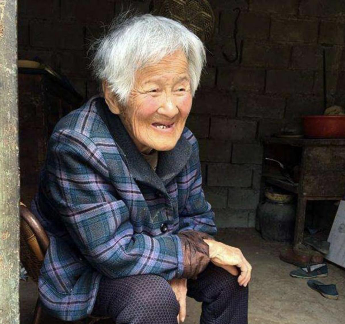 日本女子隐藏身份,日本女人被暴露身份