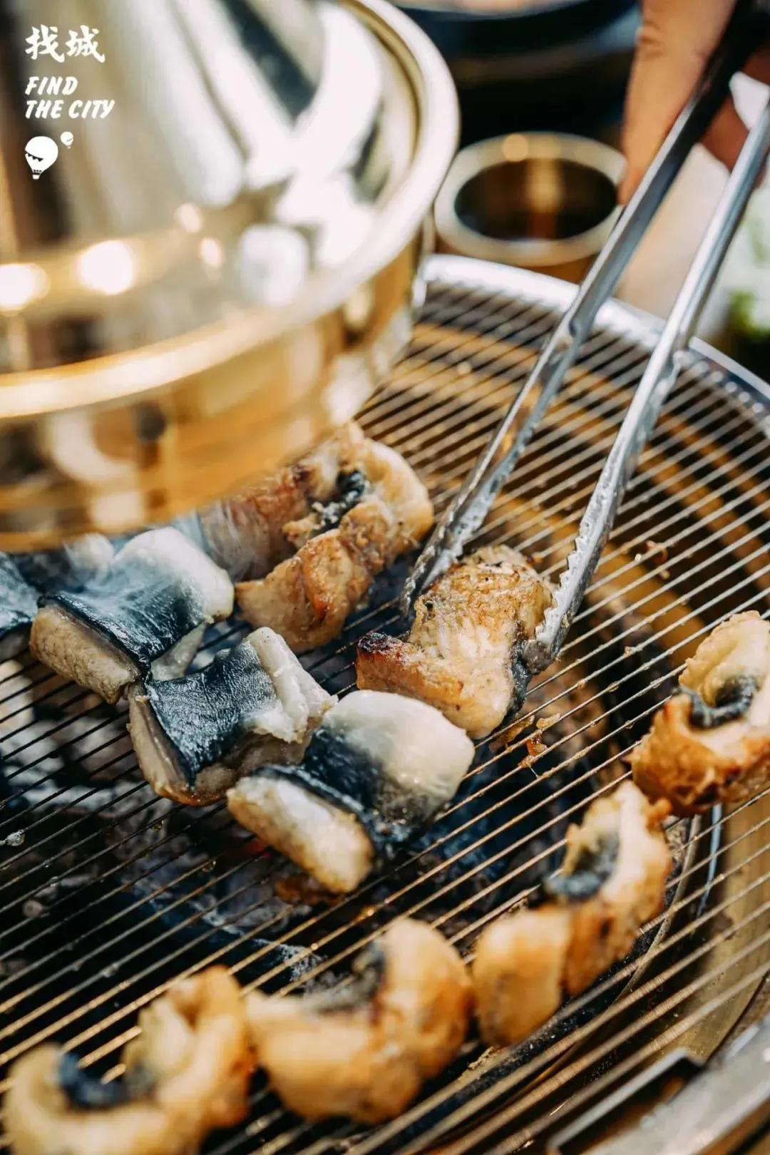 看完这些美食，我还是决定先守住绿码