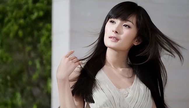 倪妮李宇春亲密照,倪妮和李宇春照片