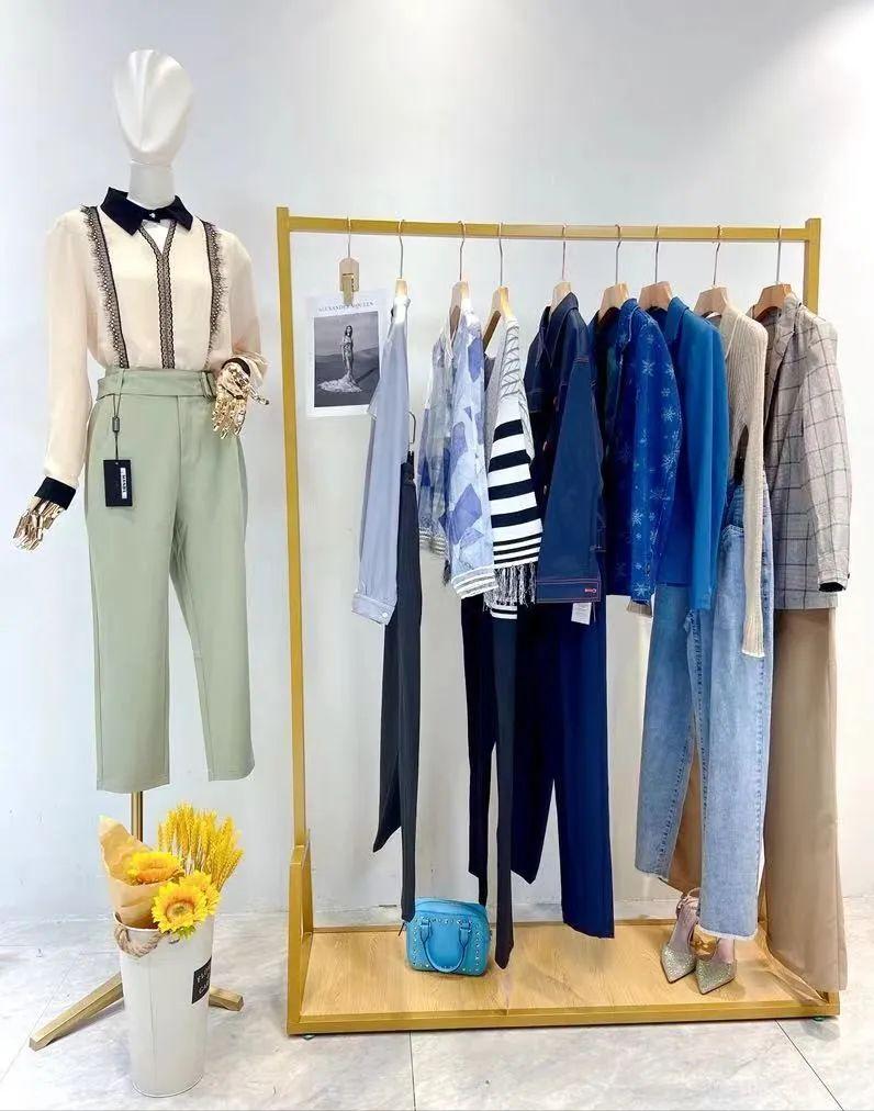 诗篇风衣女,诗篇品牌折扣女装直播