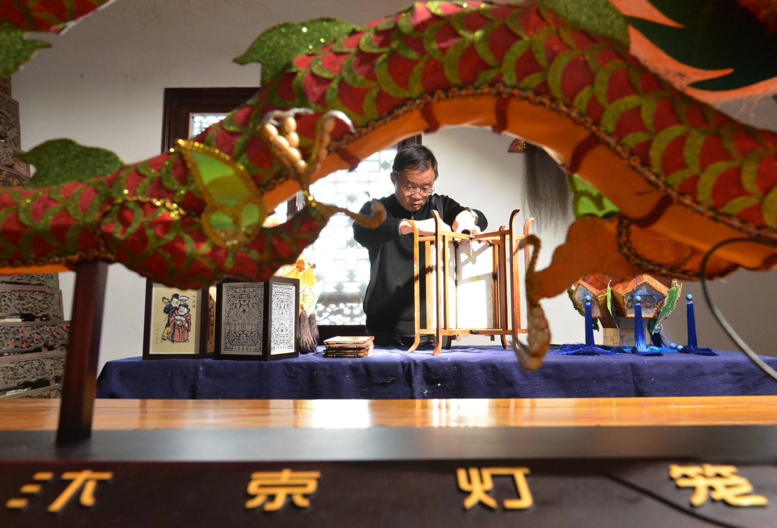 张俊涛国家级非遗项目传承人,非遗文化传统项目灯笼山东