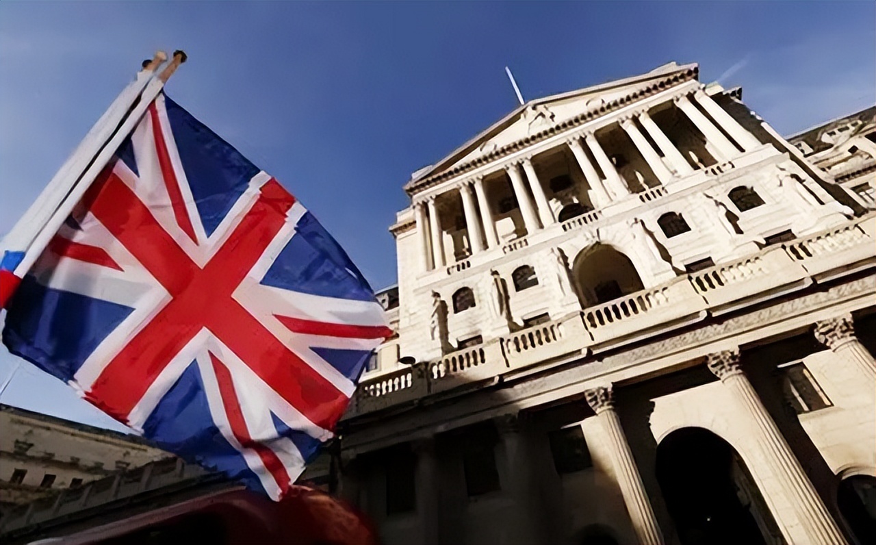 月薪不到一万二，就能每月领一千四补贴？欧洲高福利政策终会反噬