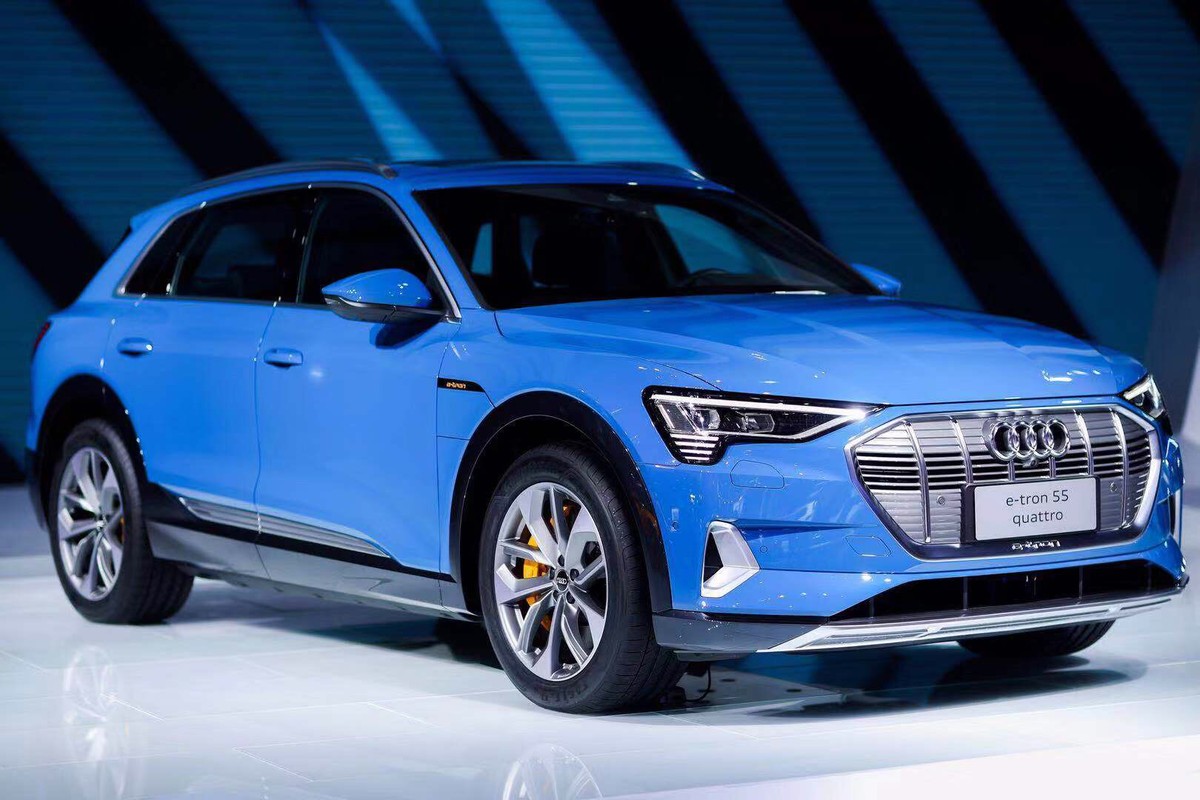 2021红旗e-hs9旗享六座版,红旗ehs9和劳斯莱斯对比