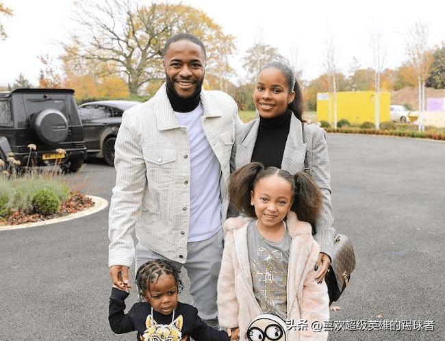 斯特林跑的姿势怎么那么怪呢,斯特林奇葩招式