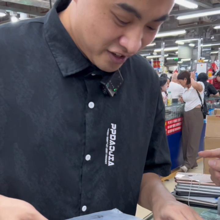 终极战损版“14PM”主板摔弯难住“华强北”#iphone