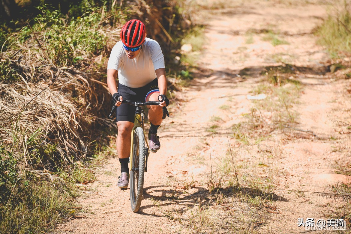 快乐重型“瓜”闪电全新DivergeSTR全地形公路车评测