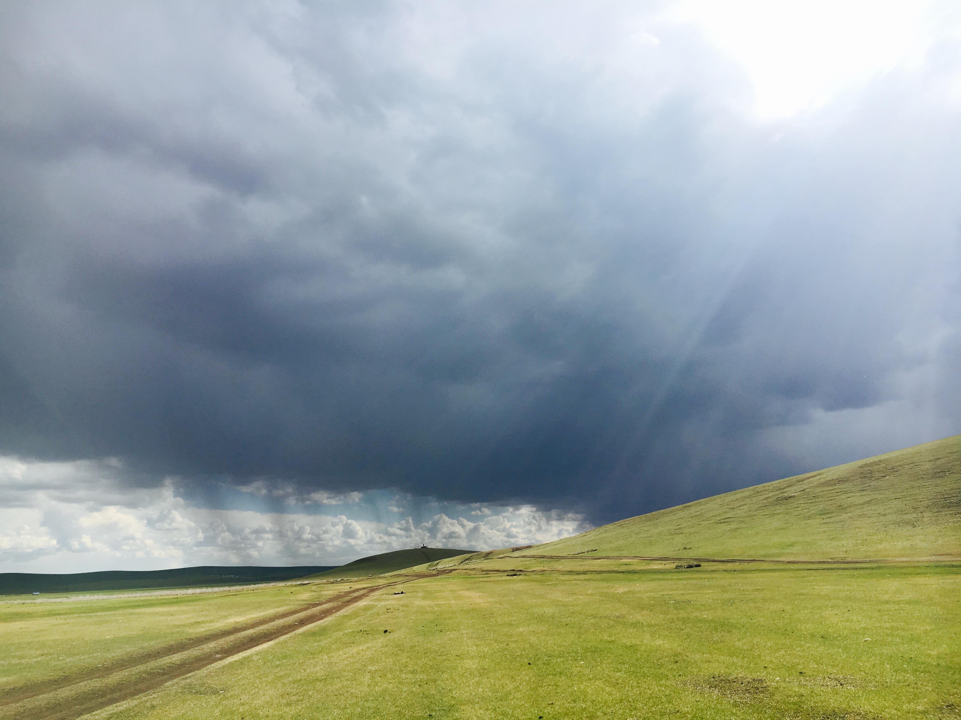 人生总要去一次内蒙古吧,呼伦贝尔大草原包车攻略