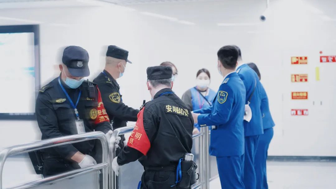 坐地铁看演唱会会堵吗,坐地铁看江景