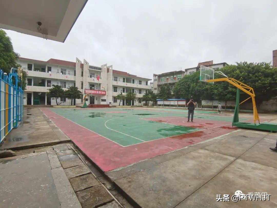 正荣地产有什么问题,正荣地产的标志