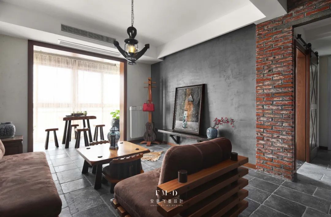 电视背景墙小不挂电视该怎么设计,简单实用的电视机背景墙