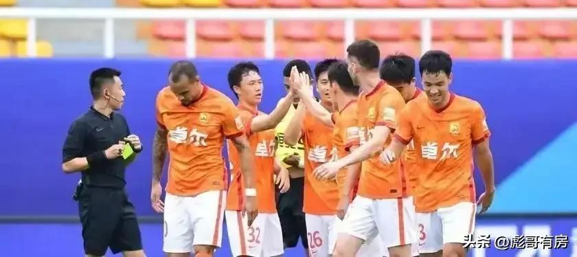 情谊感念于心,祝福山高水长。武汉长江队发布新春海报