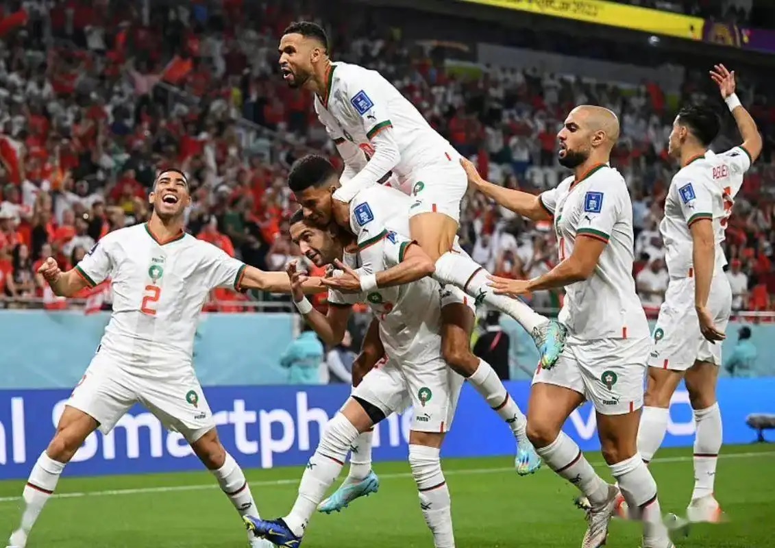 央视直播世界杯葡萄牙对加纳,2022央视解说世界杯西班牙