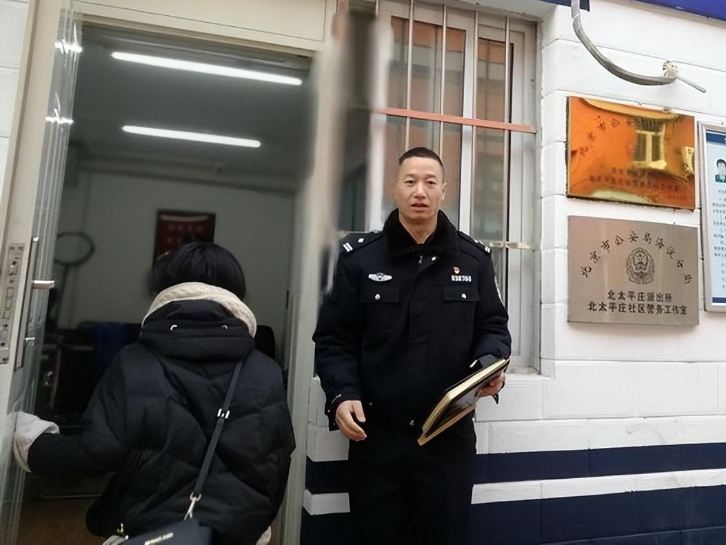情人关系住酒店男女都要登记吗,法律法规对情人住酒店的有关规定