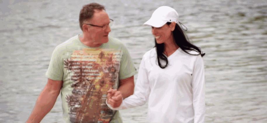 澳洲57岁大叔忘不了28年前的初恋，50岁初恋情人得知后与他相会