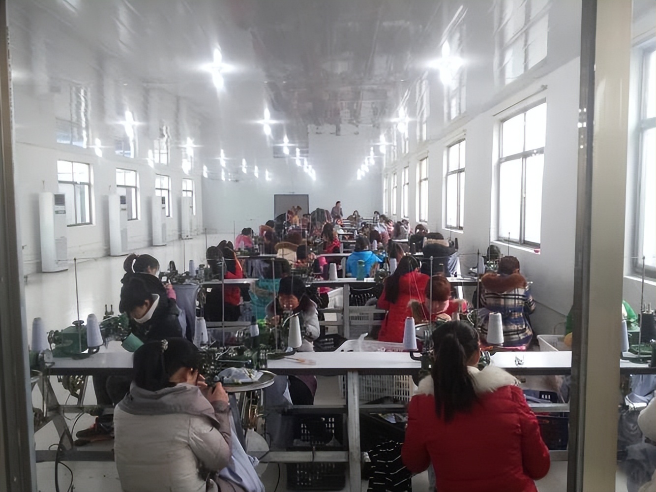 江西夫妻死亡留下8个小孩后续,江西生8孩身亡夫妻家庭照曝光