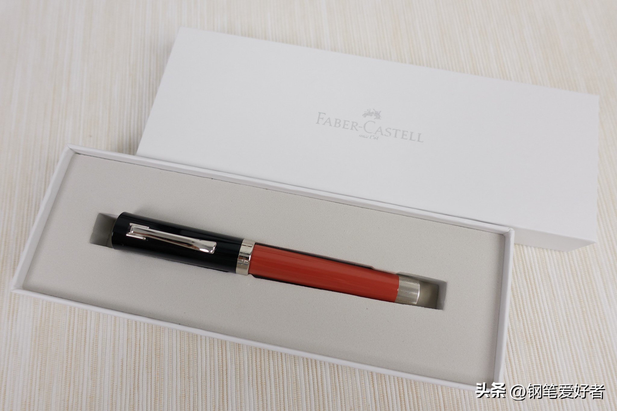 辉柏嘉直觉钢笔,辉柏嘉伯爵钢笔测评