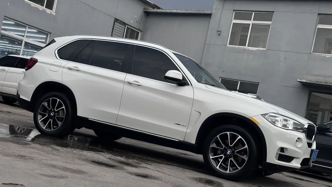经典老车宝马x5翻新,宝马x5二手车整备翻新费用