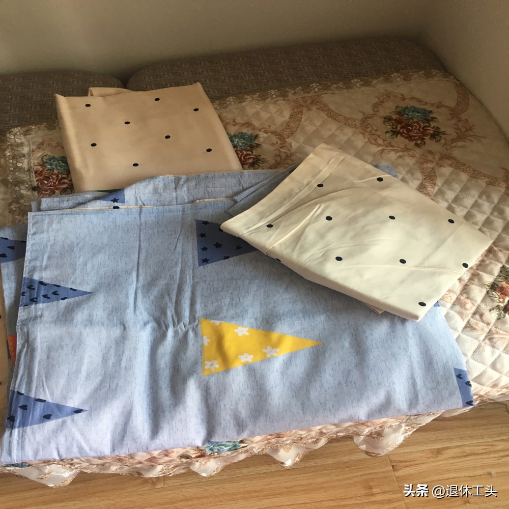 四件套建议用多久一换,四件套根据什么选择比较合适