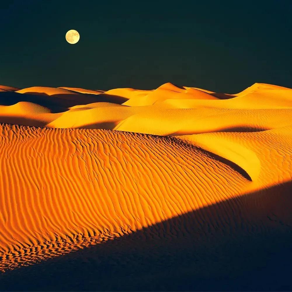 《黄河》中篇小说:彩旦六爷