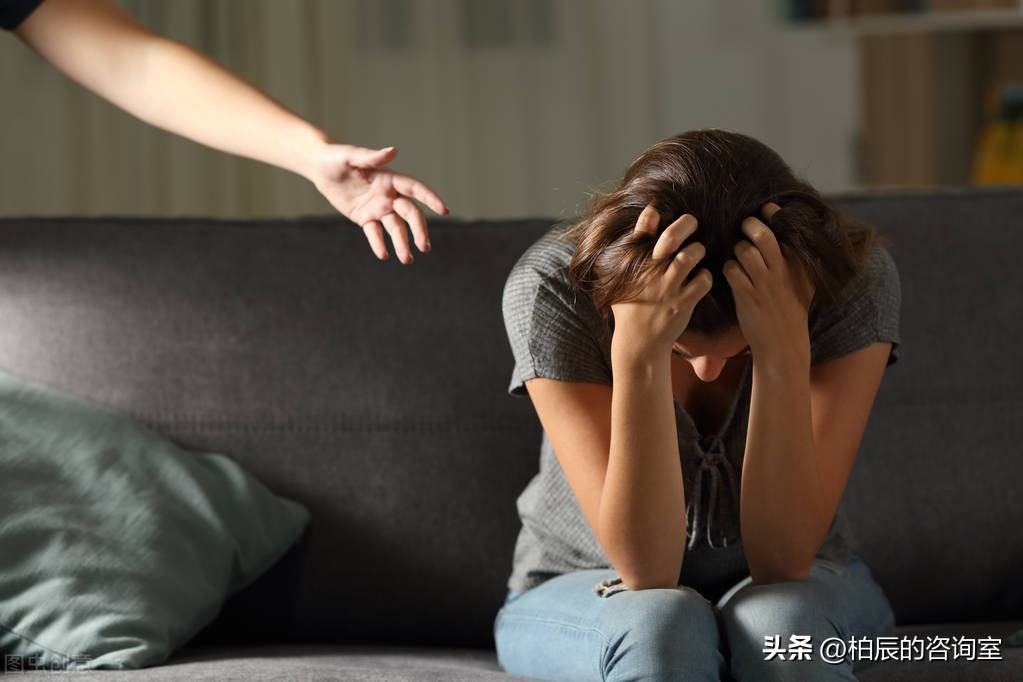 原配最狠的报复，不是杀敌一千，自损一千八